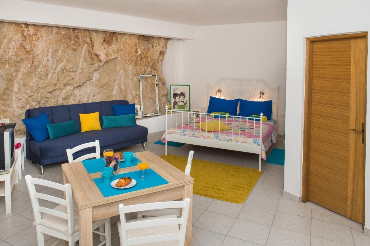 Apartmani Stine Donji Okrug  Exterior foto