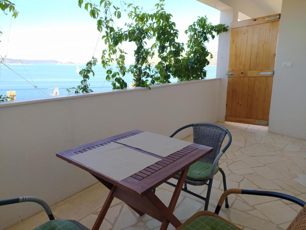 Apartmani Stine Donji Okrug  Exterior foto