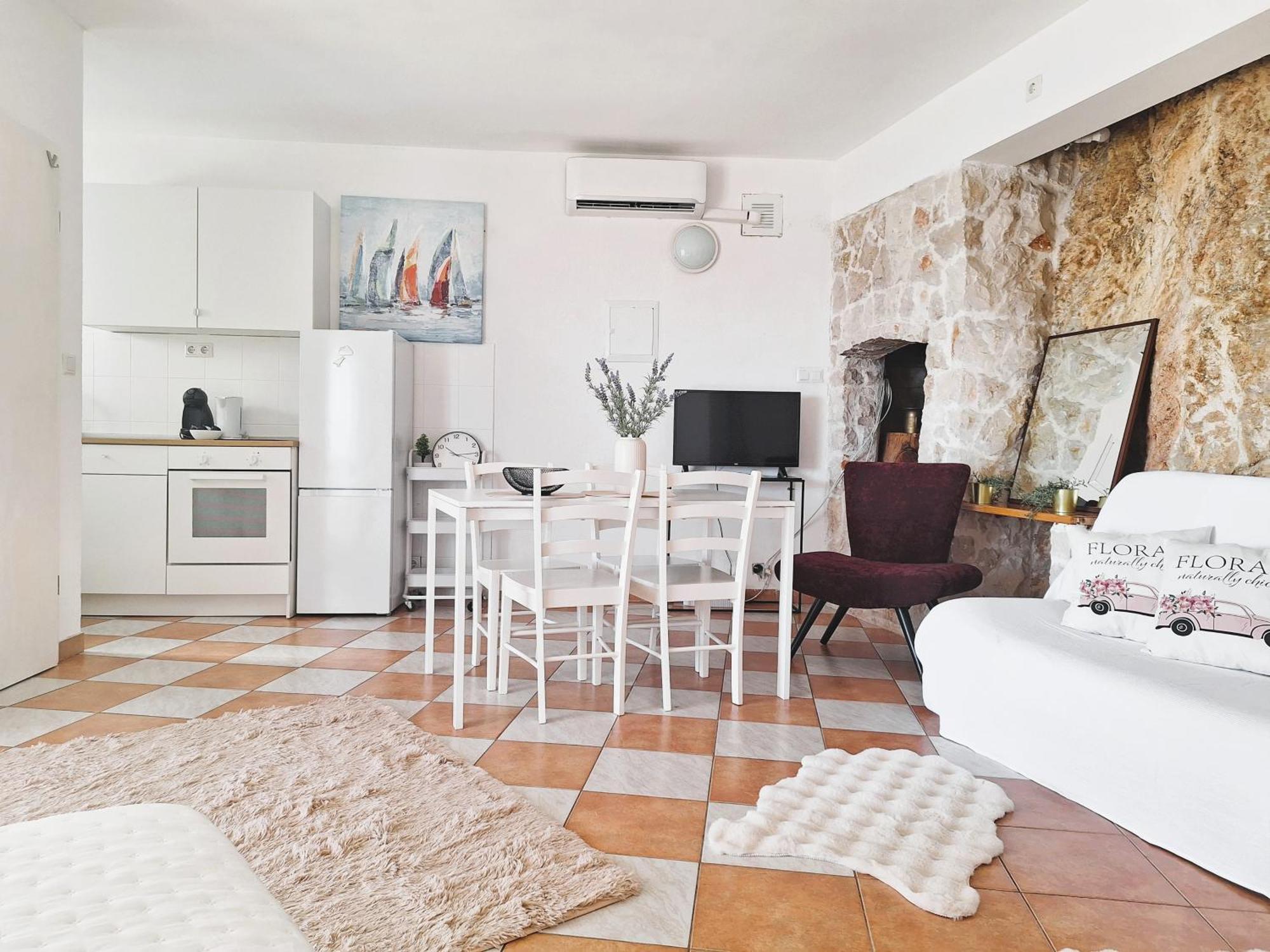 Apartmani Stine Donji Okrug  Exterior foto